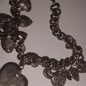 Hearty charm necklace